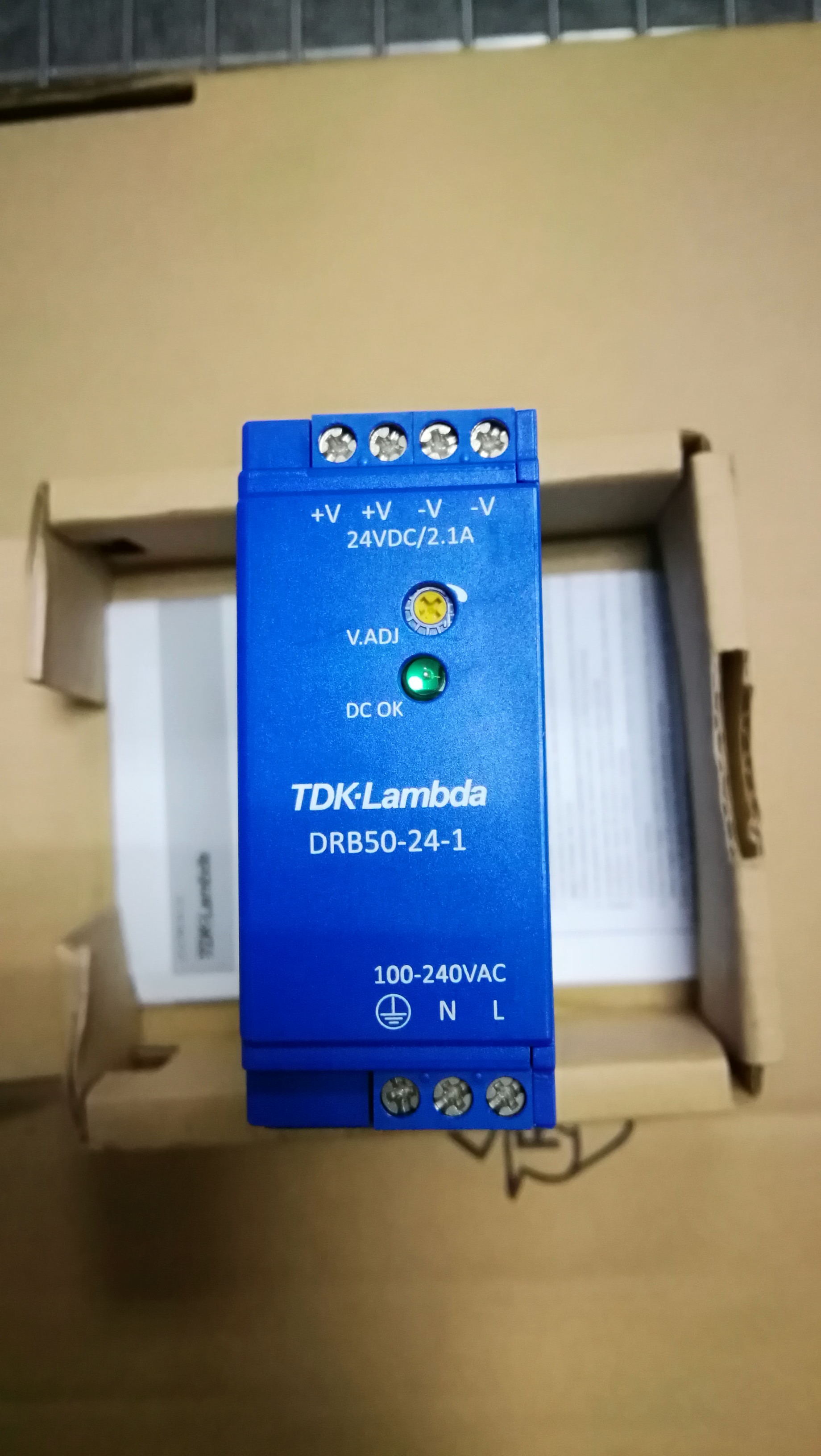 DRB50241 TDKLAMBDA 레일 전원 공급 장치 오리지널 10 제품 이미지
