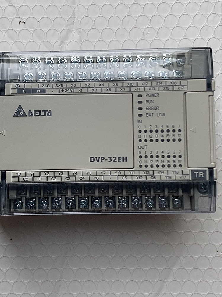델타 PLCEH3 시리즈/DVP16/20/32/40/48/64EH00R3/DVP80EH00T3/M3 제품 이미지