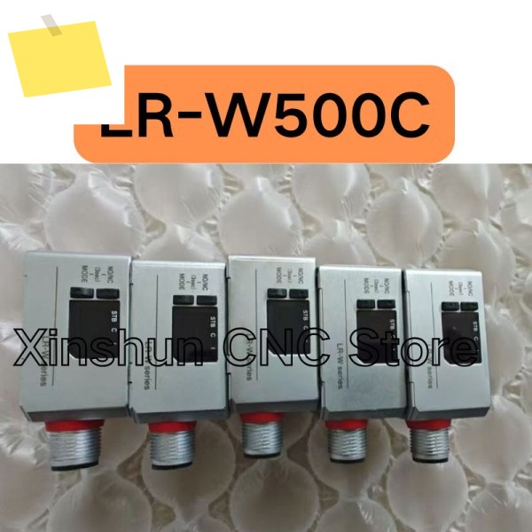 중고 LR-W500C 레이저 센서는 테스트를 거쳤으며 빠르게 되었습니다. 제품 이미지
