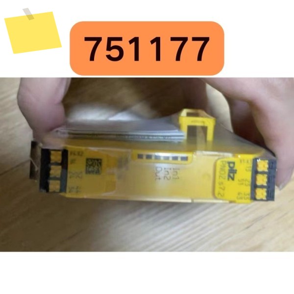 신품 PNoz S7.2 안전 릴레이 751177 제품 이미지