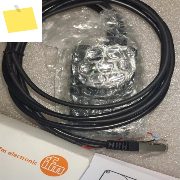 IFM O3X100 센서 제품 이미지