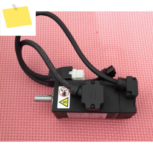 중고 MS1H4-10B30CB-A330Z-S 서보 모터 100W 테스트 완료 및 신속 제품 이미지