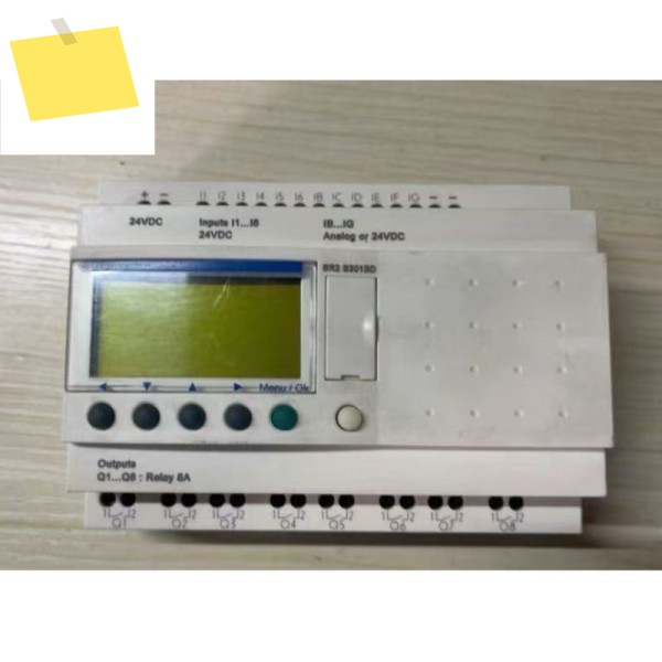중고 SR2B201BD 로직 컨트롤러는 테스트를 거쳐 신속하게 되었습니다. 제품 이미지