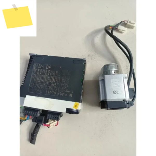 Panasonic 서보 드라이브 세트 200W MADLN15SE 모터 MHMF022L1U2M 분해 제품 이미지