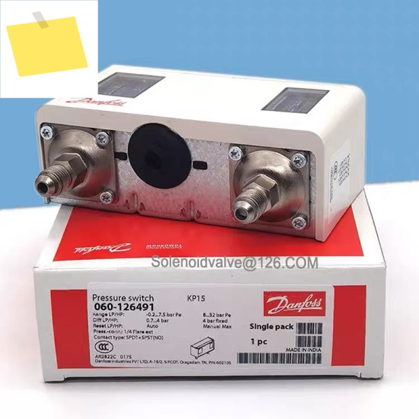 Danfoss 압력 컨트롤러, 스위치, KP15 060-1264, 제품 이미지