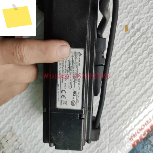 브레이크 모터가 장착된 중고 서보 400W, ECMC-CW0604SS 제품 이미지