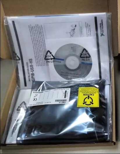 완전히 새롭고 정품인 미국산 NI 778032-01 PCI GPIB 대형 카드 IEEE488.2 카드입니다. 제품 이미지