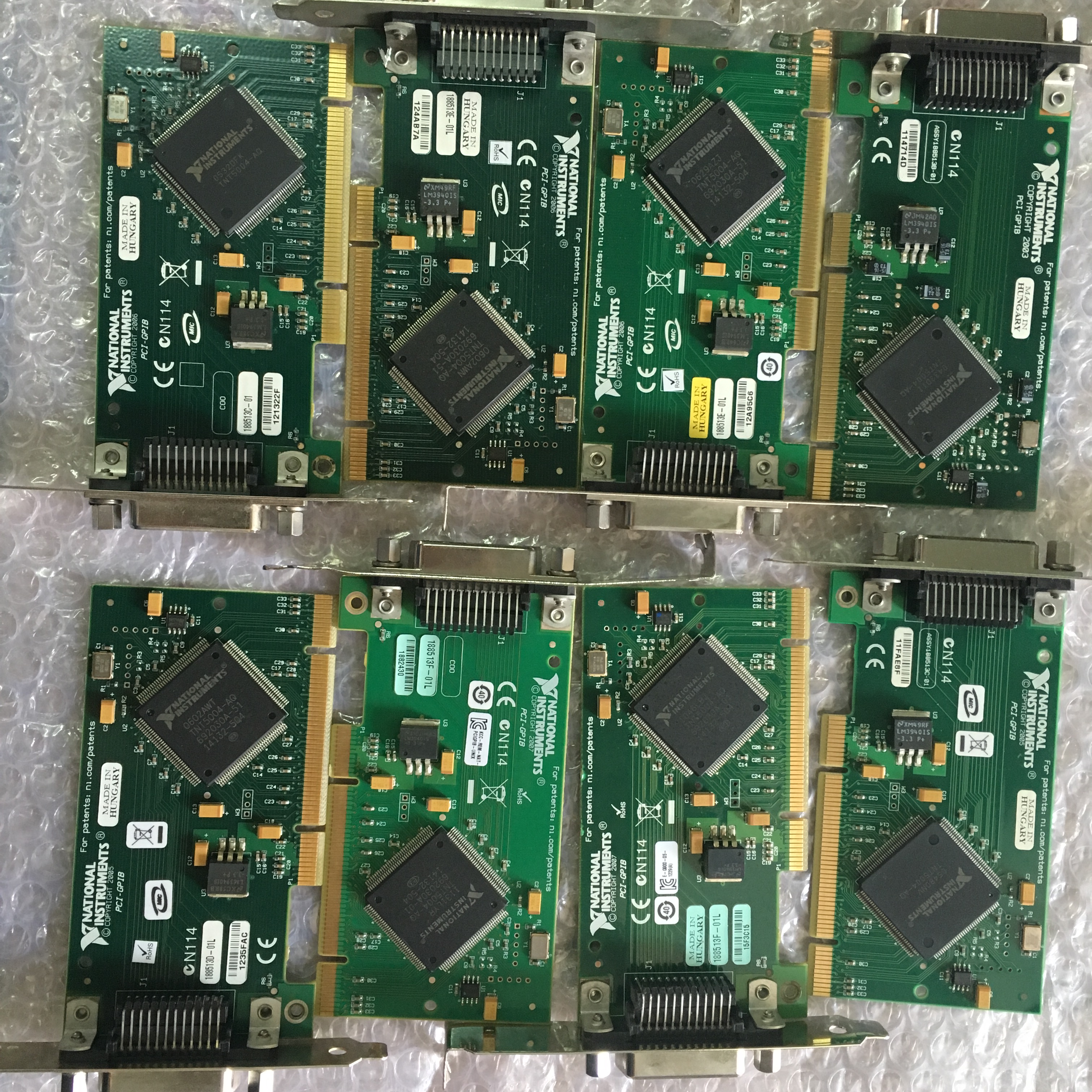 분해된 NI PCI-GPIB 카드IEEE488 카드 GPIB 버전 03 05 06 07가 있습니다. 송장도 받아보실 수 제품 이미지