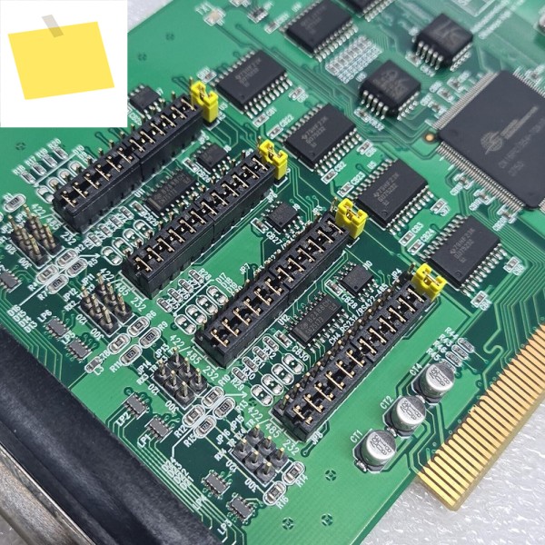 PCI-1612 REV A1 4포트 RS-232422485 데이터 캡처 카드 우수한 품질 02-102-202-5 제품 이미지