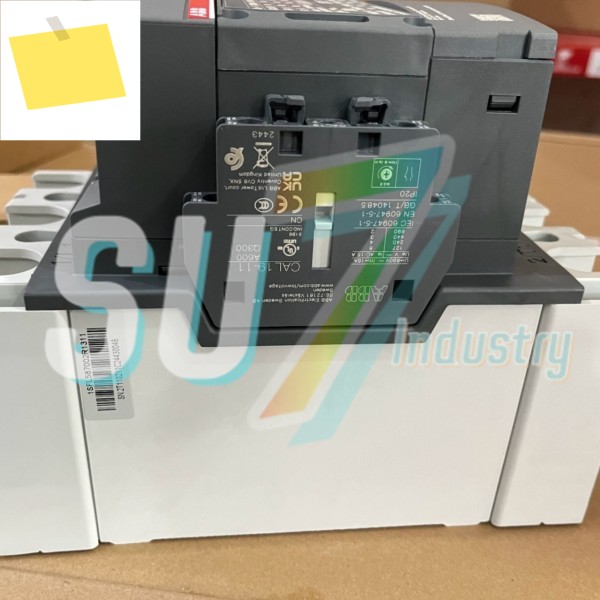 AF305-30-11-13 100-250V 접촉기 새 제품 박스 제품 이미지