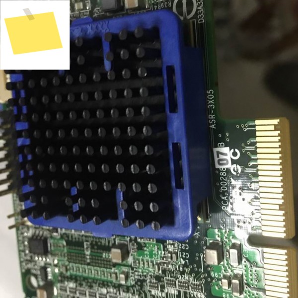 Adaptec ASR-3805256MB SAS 카드 RAID5 어레이 원본 제품 이미지