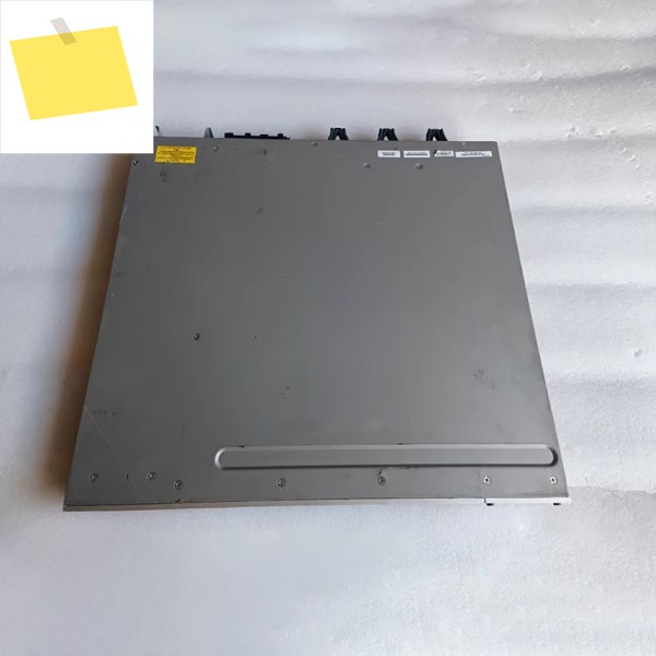 CISCO WS-C3850-24T-E 24 포트 48 기가비트 엔터프라이즈 네트워크 코어 스위치용 제품 이미지