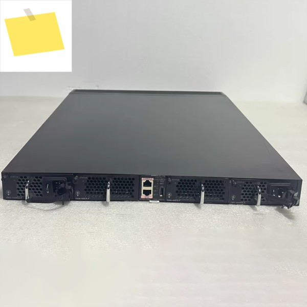 CE6850-48S4Q-EI 48포트 SFP+4 40G 코어 엔터프라이즈급 네트워크 스위치 제품 이미지