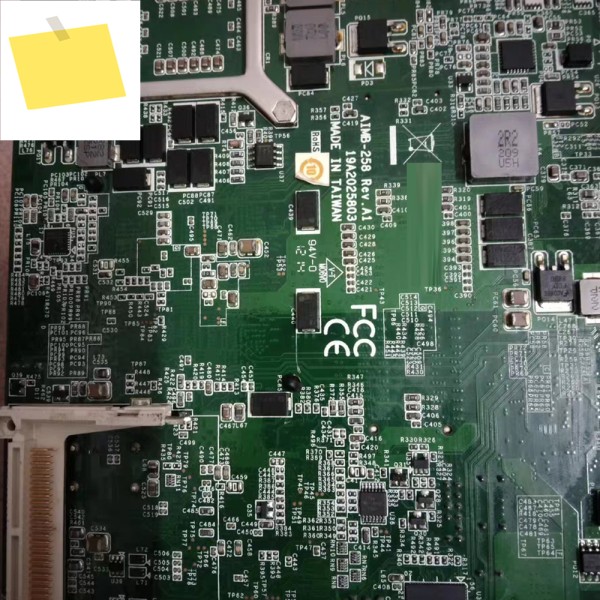 AIMB-258 REV.A1 미니 ITX 마더보드6개의 COM 듀얼 네트워크 포트 포함 GM45 제품 이미지