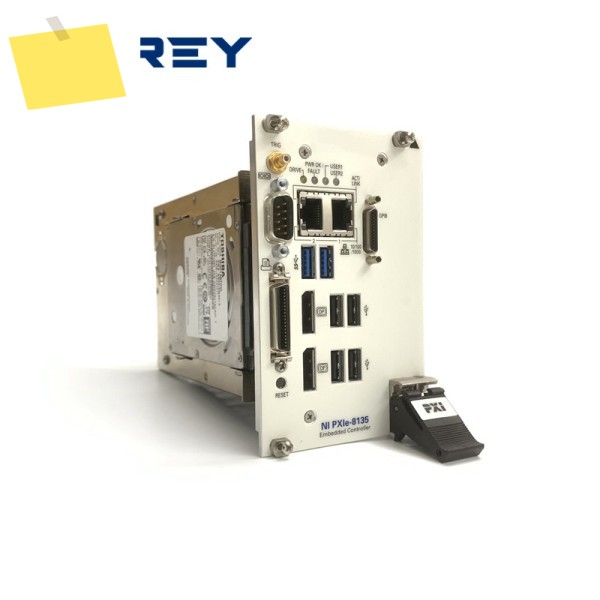 NI PXIe-8135 2.3GHz 듀얼 코어 PXI 제어 i7 임베디드 컨트롤러 782450-04 Spot 제품 이미지