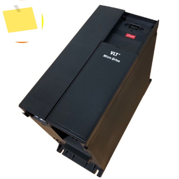 FC-051P22KT4E20H3BXCXXXSXXX 댄포스 인버터 22KW 삼상 380V 공급 제품 이미지