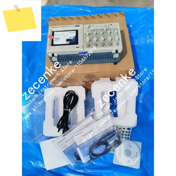 1PC 신품 Tektronix TDS2024C 200MHz 2GSs 4CH 오실로스코프 제품 이미지