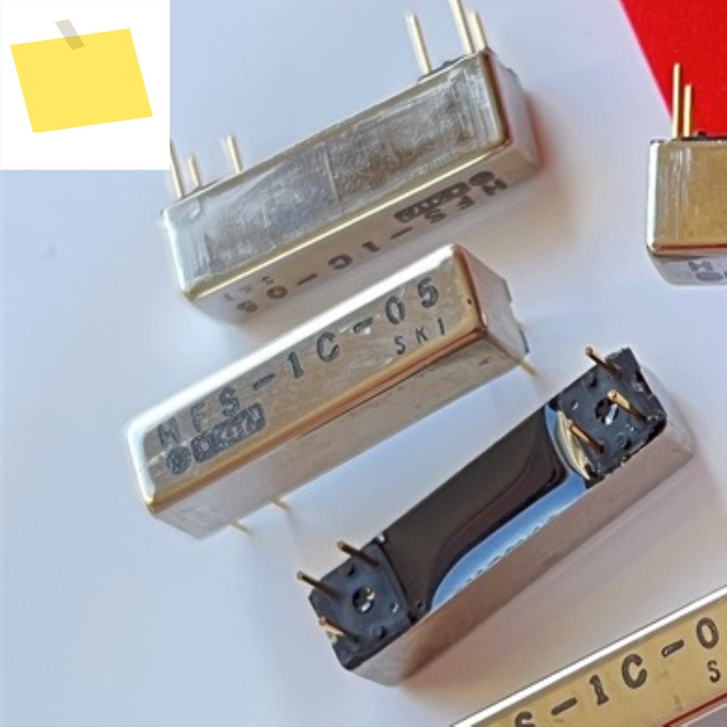 1PCS HFS-1C-05 수입 6 피트, 금매끼 리드 릴레이 5V 12V 전자 부품 제품 이미지