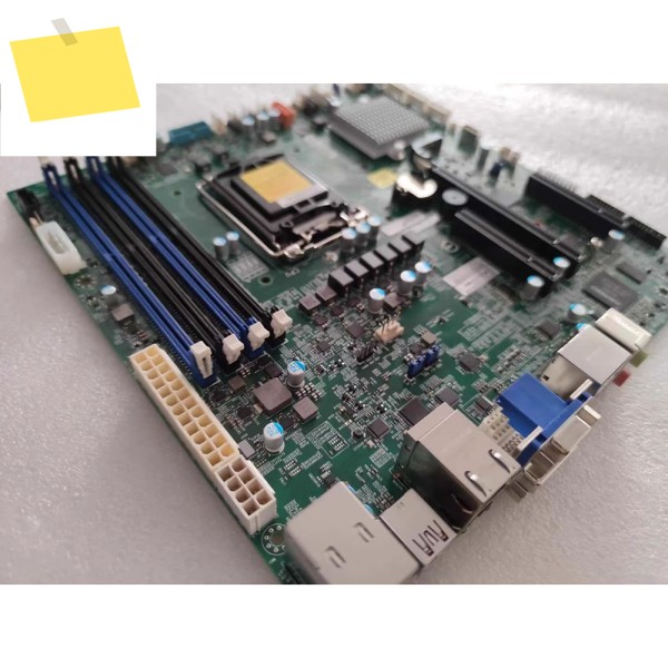 X11SCZ-F는 I3i5i7i9 8세대9세대 E-2100E-2200 프로세서, LGA-1151, 95W TDP, C246을 지원합니다 제품 이미지