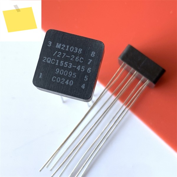 1PCS M21038-27-26C 수입 QC1553-45 제품 이미지