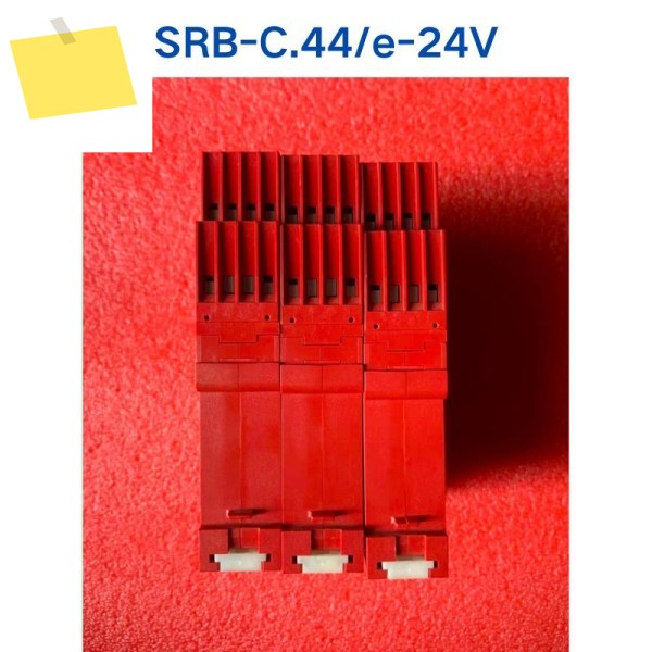 SCHMERSAL 릴레이 SRB-C.44e-24V 1개의 90% 새 제품 제품 이미지