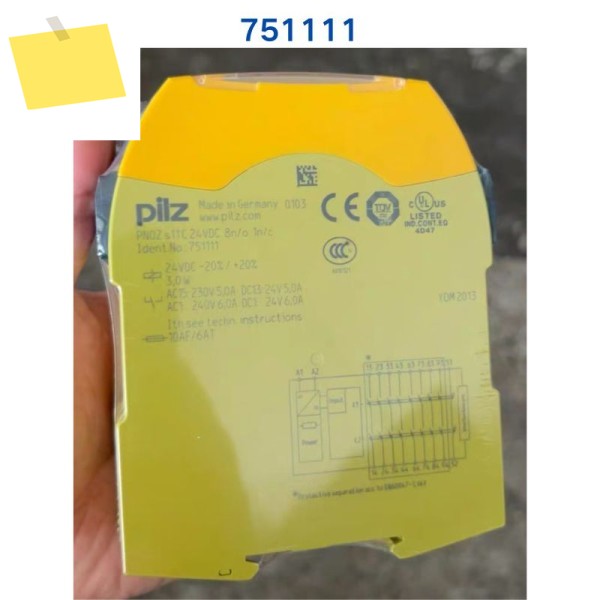 PILZ 릴레이 PNOZ s11C 751111용 새 제품 제품 이미지