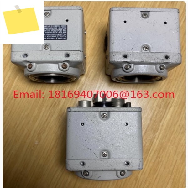 중고 테스트는 1pcs-Hitachi KP-D20AP 컬러 산업용 카메라 13 CCD에 적합합니다. 제품 이미지