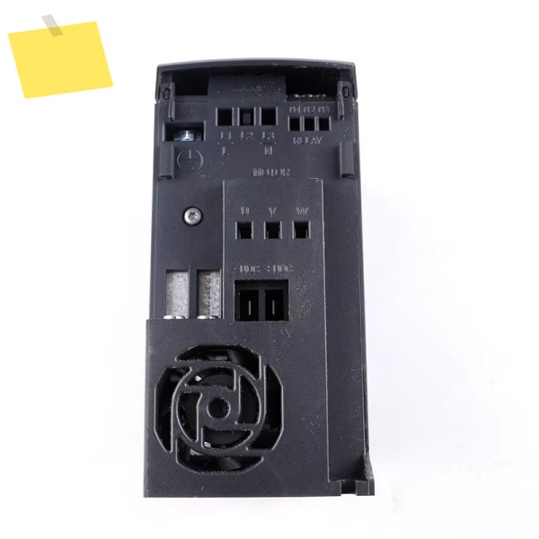 댄포스 컨트롤패널 판넬 판네루 펌프, 132F0003 vfd, 0.75kw 제품 이미지