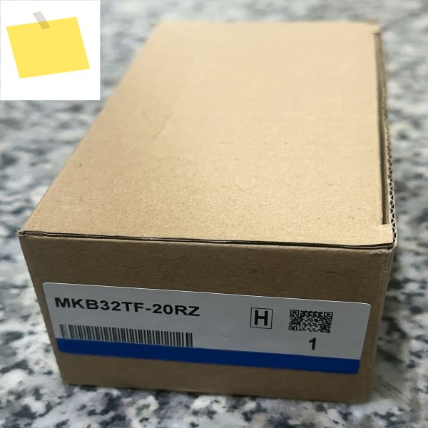 2TLA020070R1700 프로그래머블 릴레이 안전 컨트롤러 공급 제품 이미지