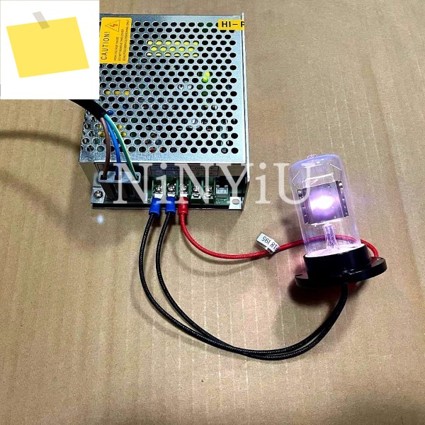 하마마츠 L6302-53 램프, 10V 전원 공급 장치 제품 이미지