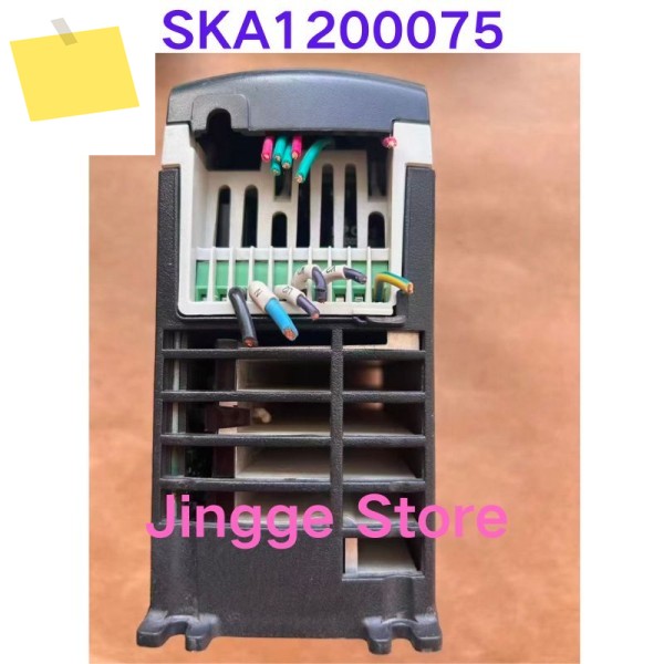 중고 테스트 완료 인버터 SKA1200075, 0.75KW 220V 제품 이미지