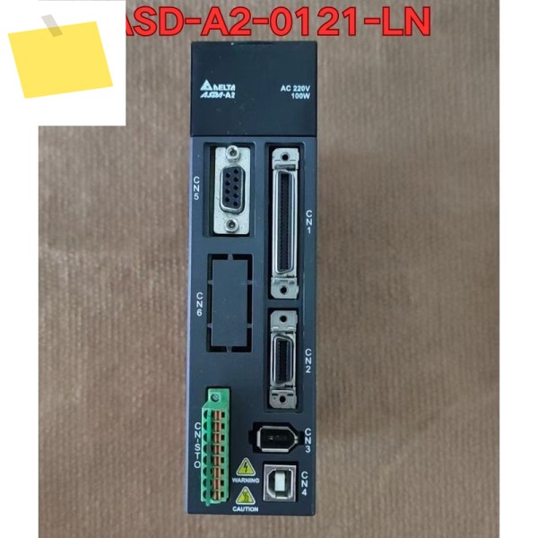 중고 ASD-A2-0121-LN 서보 드라이브는 조건을 갖추고 있습니다 제품 이미지