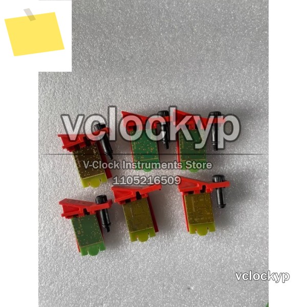 1PCS 중고 MDX61B 서보 드라이브 인버터 메모리 카드 18134815.53 양호한 상태로 테스트됨 제품 이미지