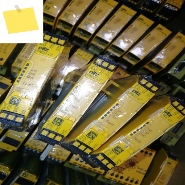 PILZ S4 751104,750104,S7,751107,751167,750107 안전 릴레이 제품 이미지