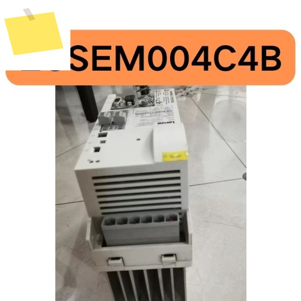 중고 ECSEM004C4B 서보 드라이버 컨트롤러는 테스트를 거쳤으며 기능이 손상되지 않았습니다. 제품 이미지