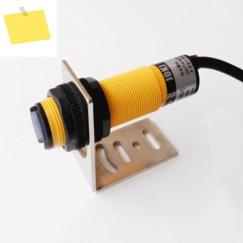 1PCS E3F-DS30C4 광전 스위치 센서 확산 감지 거리 10-30cm NPN PMM18-C301NA 제품 이미지