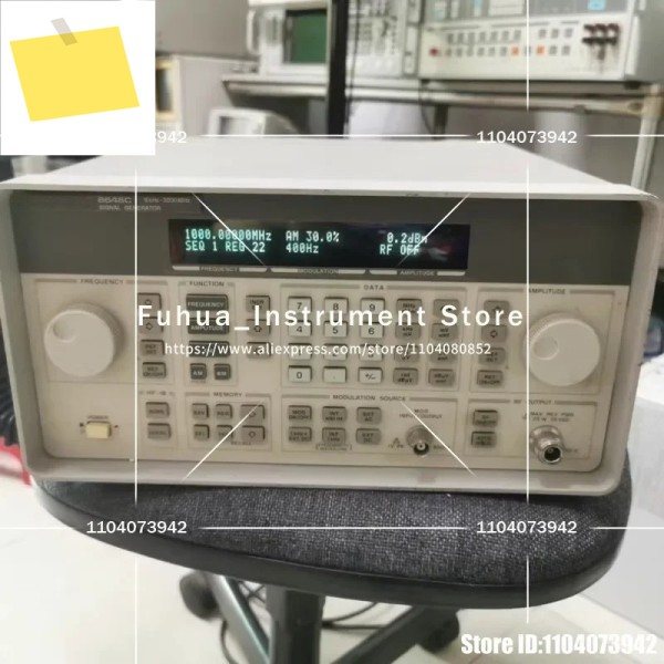 1PC KEYSIGHT Agilent 8648C 신호 발생기 주파수 9 KHz- 3.2 1E5 포함 양호한 상태로 테스트됨 제품 이미지