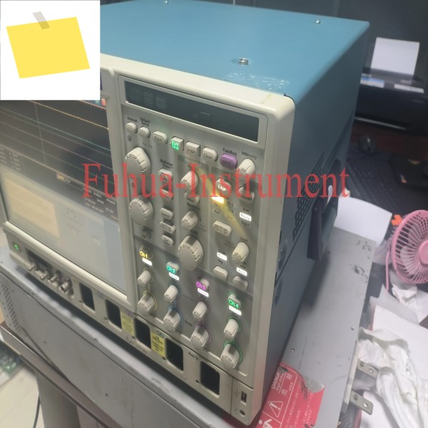 Tektronix MSO 70404C 혼합 신호 오실로스코프 4GHz 25GSs 양호한 상태로 사용됨 제품 이미지