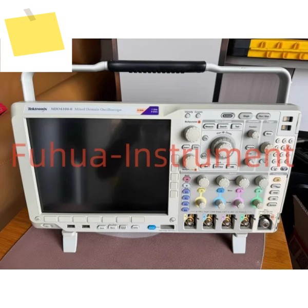 Tektronix MDO4104-6 오실로스코프 혼합 도메인 제품 이미지