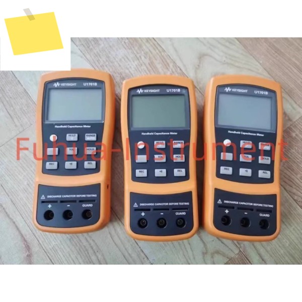 Keysight U1701B 휴대용 커패시턴스 측정기 제품 이미지