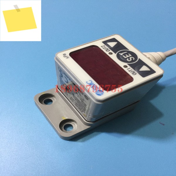 SMC ZSE40-C6-22L-M 진공 디지털 압력 스위치 제품 이미지