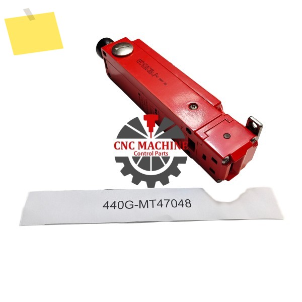 440G-MT47048 안전 인터록 스위치 가드 잠금장치 포함 제품 이미지