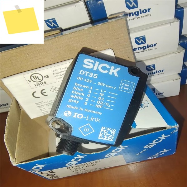 SICK 압력 센서 KTX-WP91242252ZZZZ DT35-B15251 제품 이미지