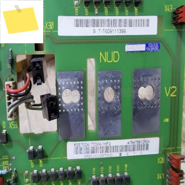6SE7024-7TD84-1HF3 SIMOVERT MASTERDRIVES 전원 컨트롤러 모드. PEU F. 유닛 47A, 510-620V DC 7TD84 1HF3 제품 이미지
