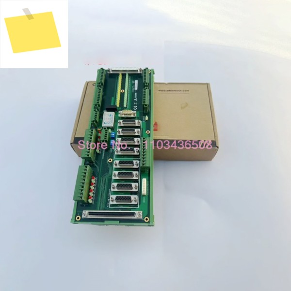 DIN-825-GP4 서보 스테핑 보드 8축 터미널 스위치 제어 신호 센서 제품 이미지