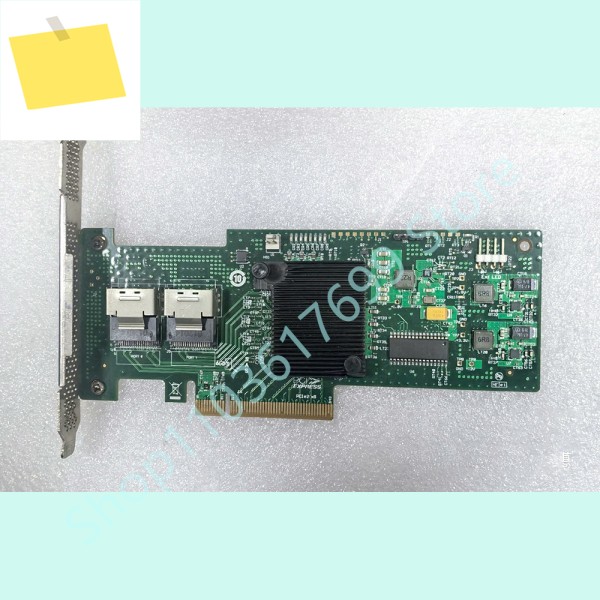 고품질 9240-8i SAS 어레이 카드 L3-25083-12D 제품 이미지