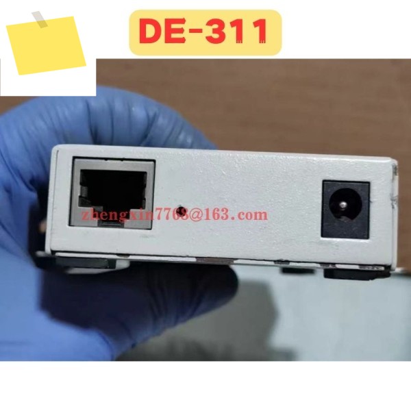 중고 직렬 포트 서버 DE-311 DE 정상 기능 테스트 완료 제품 이미지