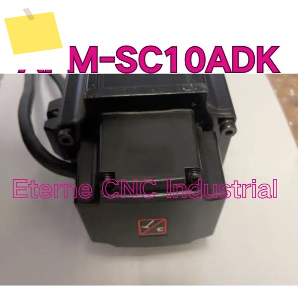 중고 APM-SC10ADK 1KW 서보 모터는 테스트를 거쳐 신속하게 되었습니다. 제품 이미지