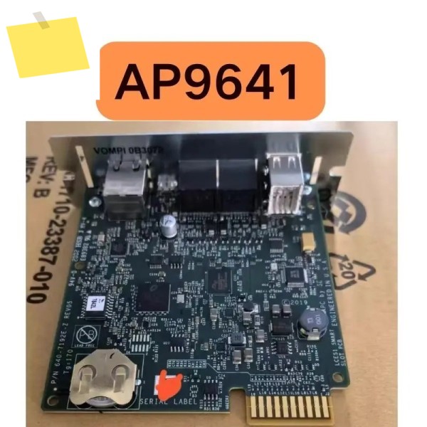 신품 AP9641 네트워크 관리 카드는 을 위한 1년 보증과 함께 제공됩니다. 제품 이미지