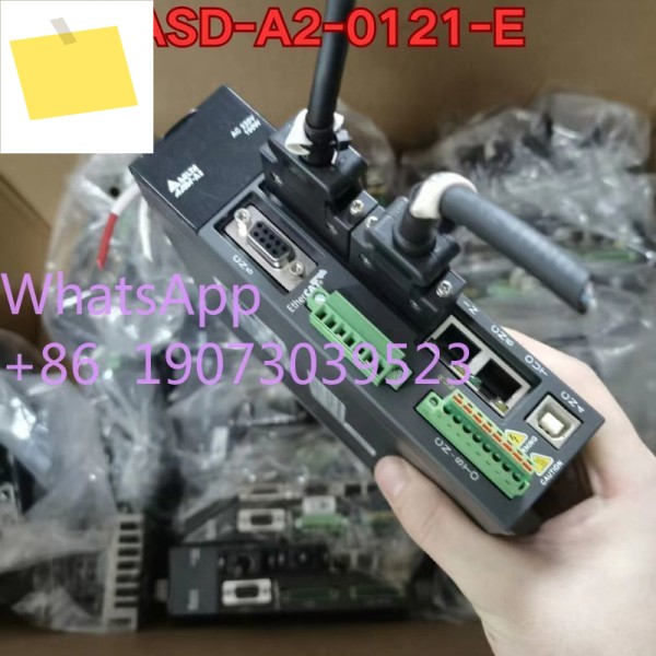 중고 ASD-A2-0121-E 서보 드라이브는 상태입니다 제품 이미지